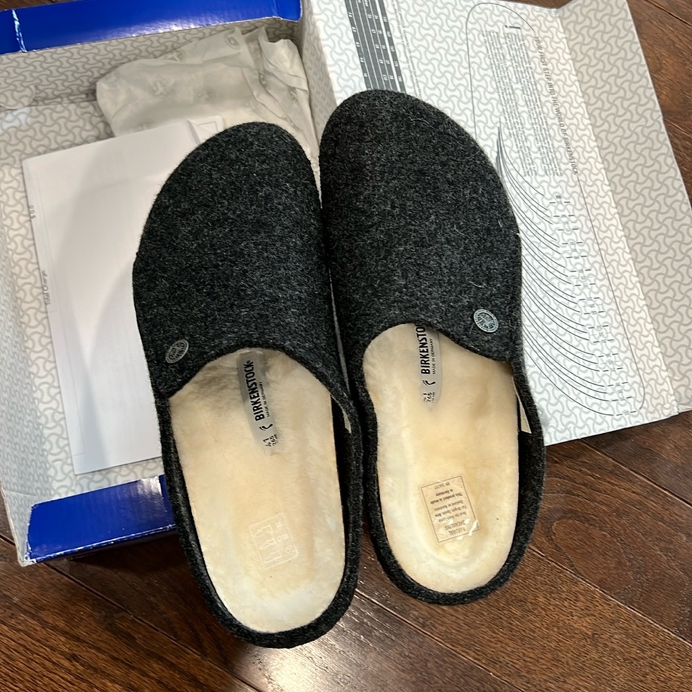 Birkenstock Zermatt Sherling slippers. Color Anthracite. new in box
